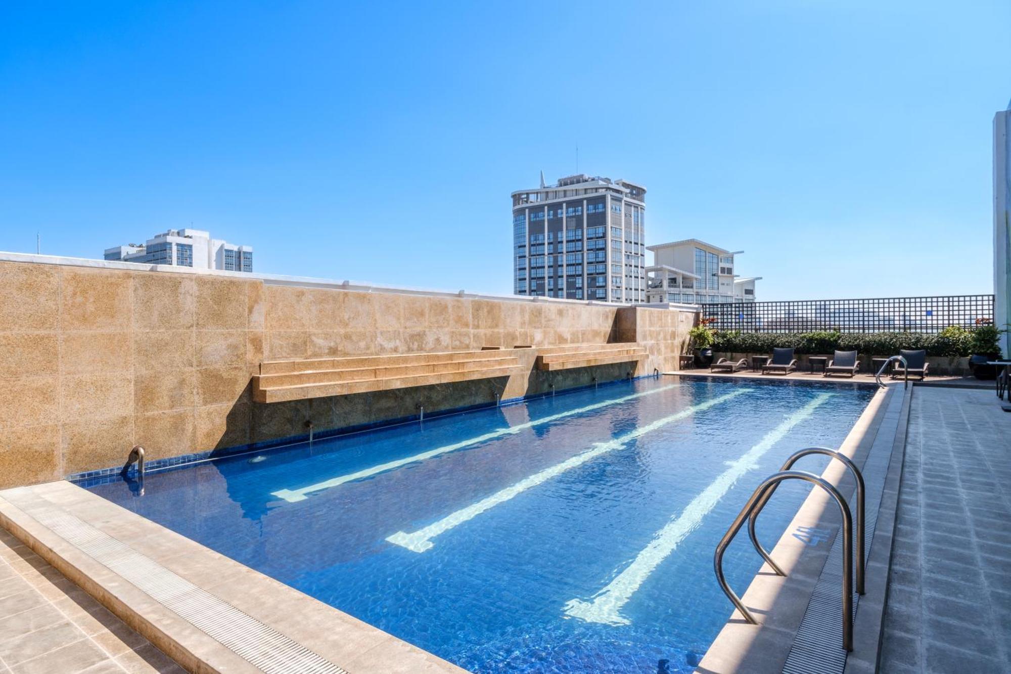 Eastwood Richmonde Hotel Manila Pasig City Exterior photo