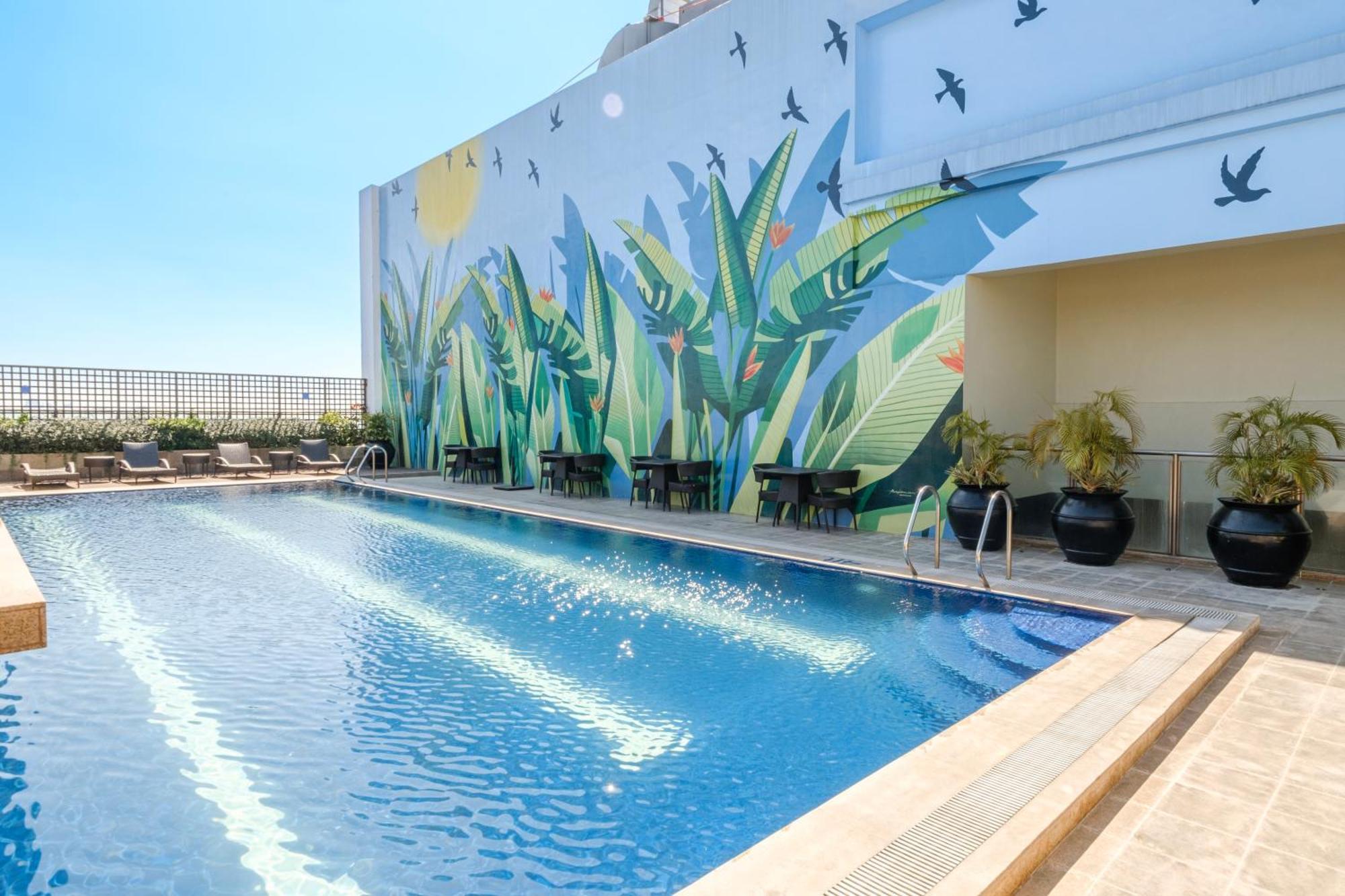 Eastwood Richmonde Hotel Manila Pasig City Exterior photo
