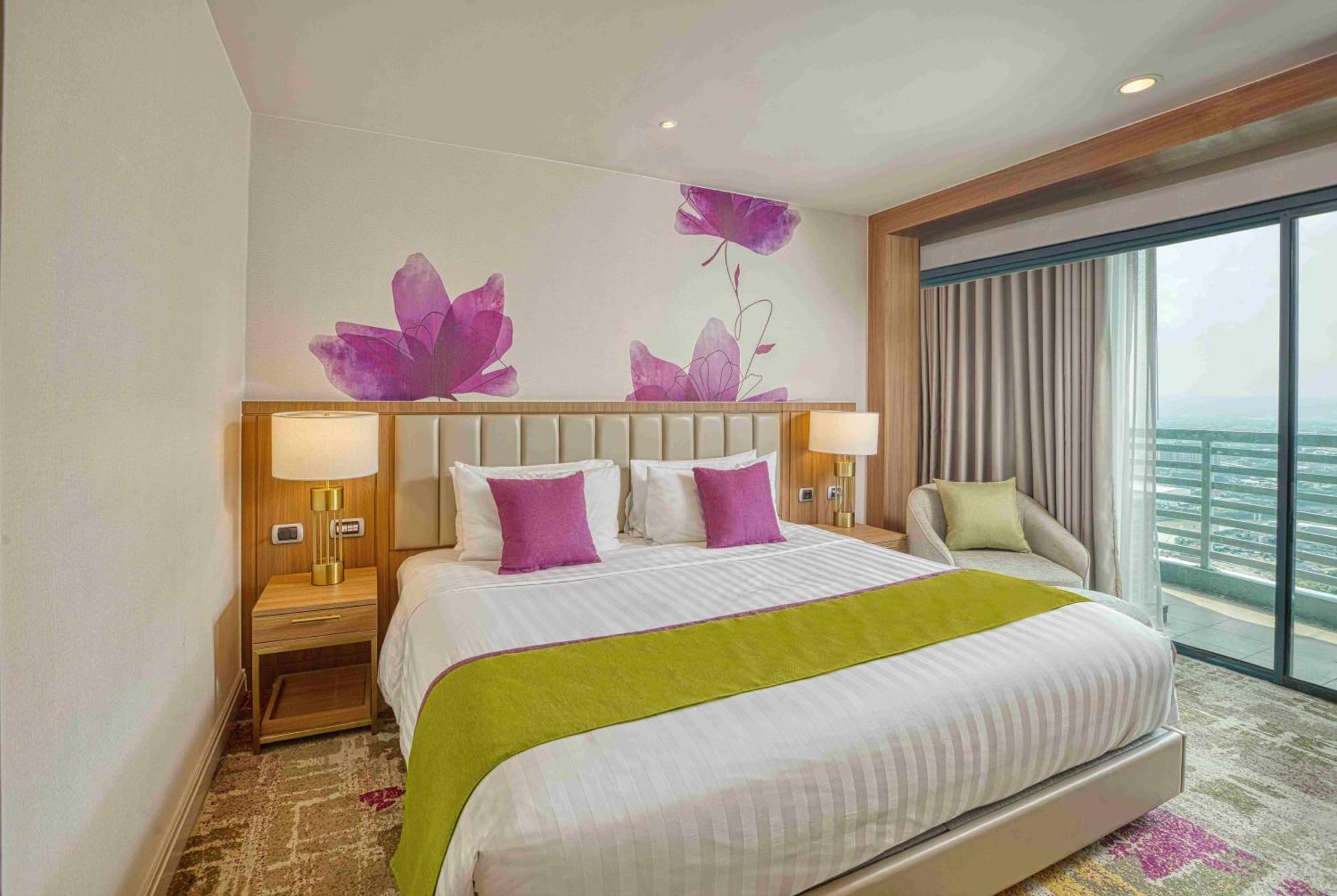 Eastwood Richmonde Hotel Manila Pasig City Exterior photo